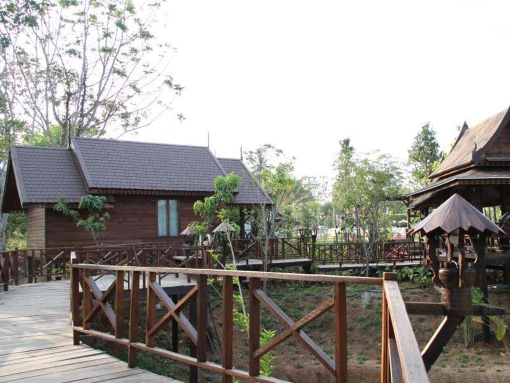 布里兰普莱度假村 Thung Yai 外观 照片